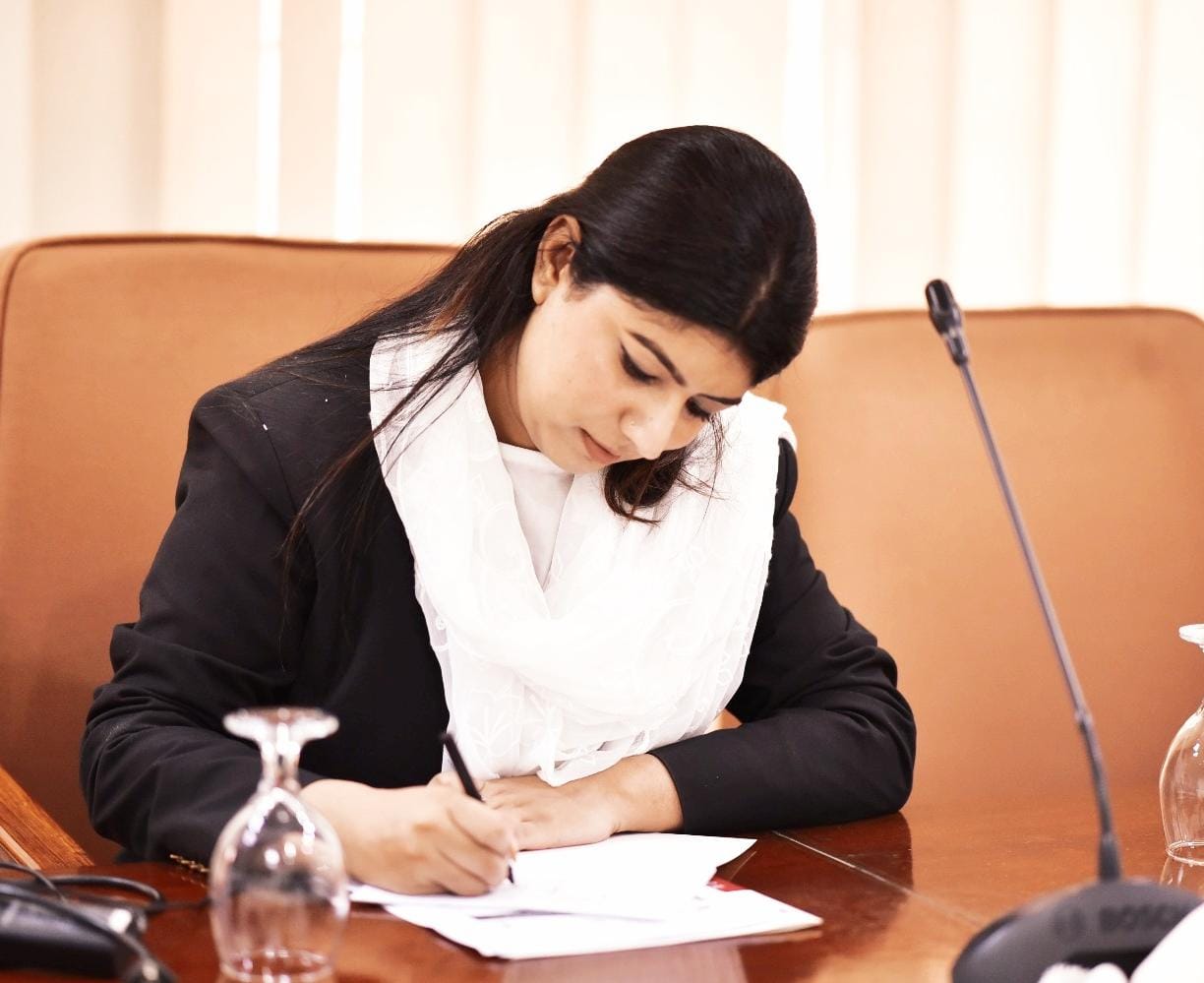 Ms. Kalsoom Malik